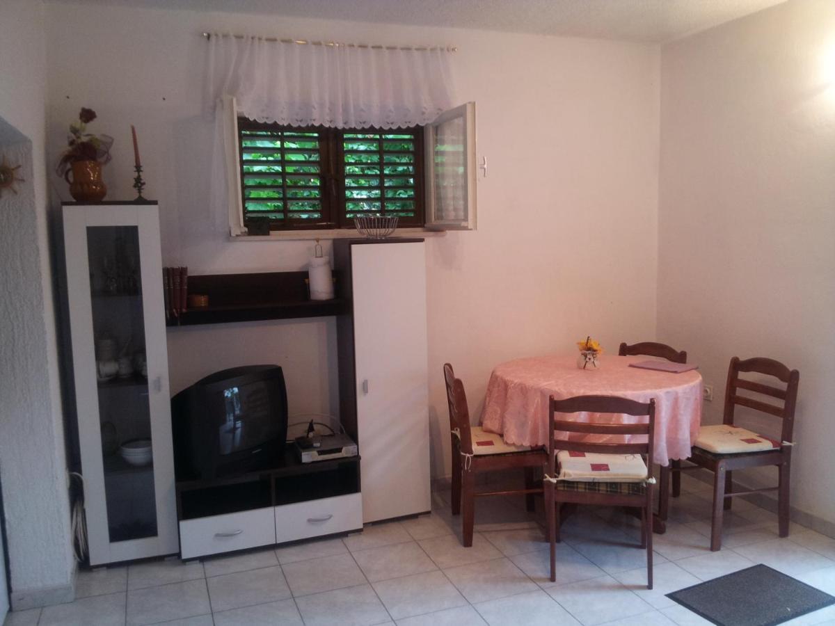 Appartement Zora à Seget Vranjica Extérieur photo